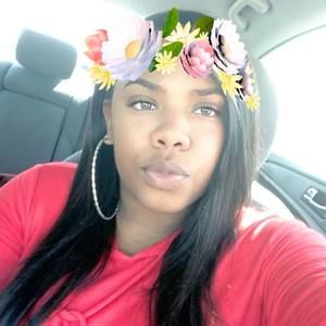 Meet your Posher, Kierra